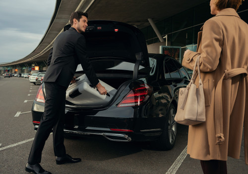 Executive Moves: Luxury Car Service Options for Airplane Relocation